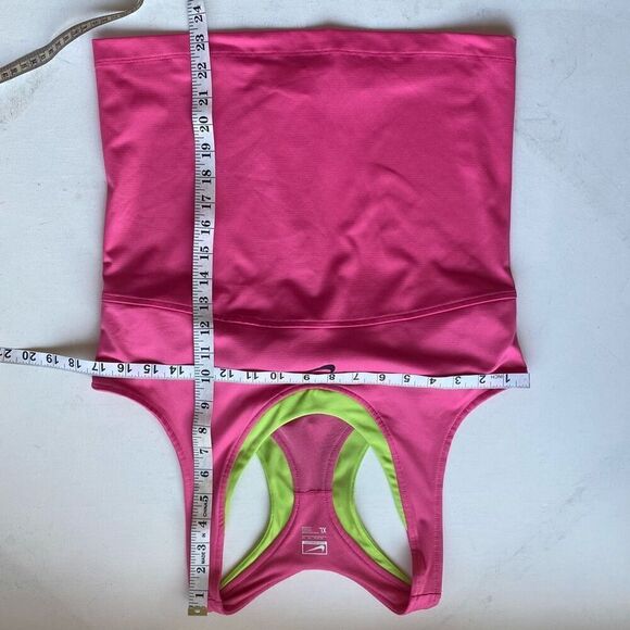 Nike Performance Tank Top With Support - Picture 3 of 9